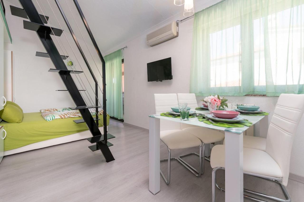Apartments Miri Vrsar Exterior foto